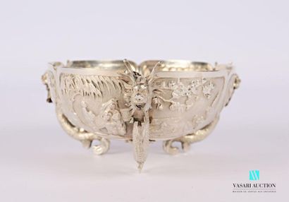 null Silver bowl of round shape with broad ribs presenting reserves decorated with...