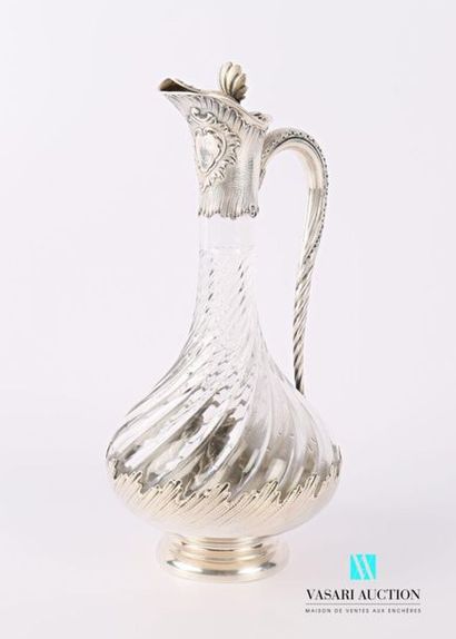 null Moulded crystal ewer, the silver frame, the body decorated with helicoidal ribs...