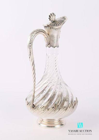 null Moulded crystal ewer, the silver frame, the body decorated with helicoidal ribs...