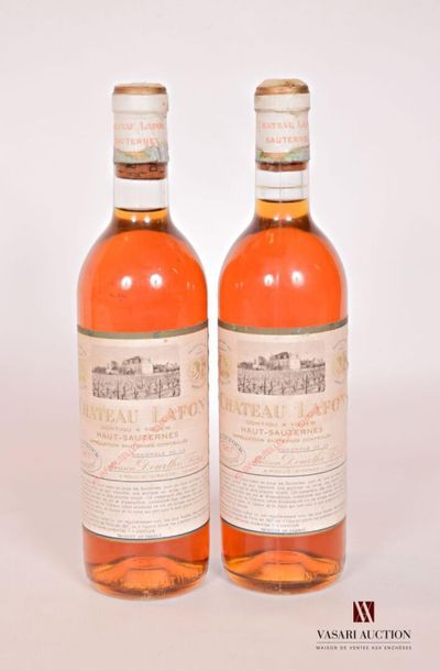null 2 bouteilles	Château LAFON	Haut Sauternes	1967
	Contigu à Yquem. Et. un peu...