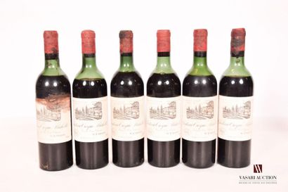 null 6 bouteilles	Château CROQUE MICHOTTE	St Emilion GCC	1966
	Et.: 5 tachées, 1...
