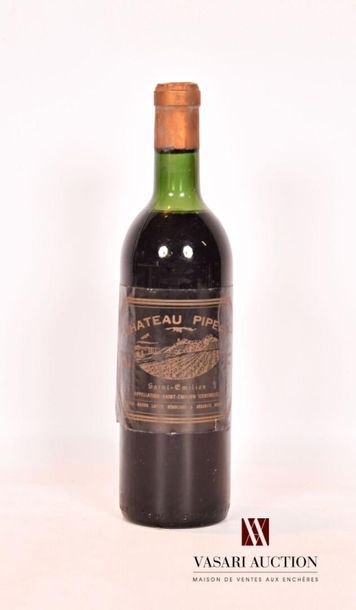 null 1 bouteille	Château PIPEAU	St Emilion mise nég.	1964
	Et. un peu fanée. N :...