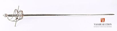 null Rapier, 105 cm blade, with gutter at the heel, signed ".CIO.KNEGT" on one side...