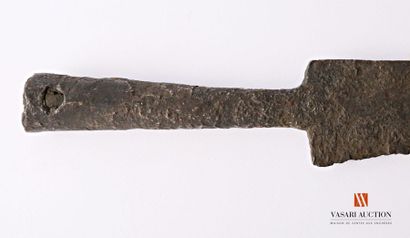 null Straight falcon (or tools), wrought iron, curved blade of 21 cm, on a 12.5 cm...