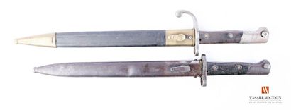 null Baïonnette système Mauser modèle export, poignée plaquettes bois, lame de 282...