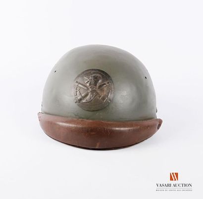 null Armée française : casque de conducteur de char modèle 1935, attribut de l'Arme...