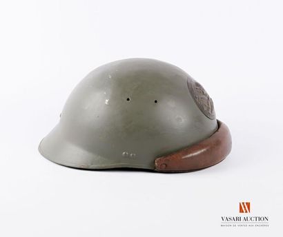 null Armée française : casque de conducteur de char modèle 1935, attribut de l'Arme...