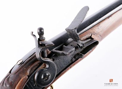 null Rifle of regulation type, flint lock of 140 mm, barrel of 100,5 cm, with sides...