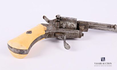 null Revolver à broche système LEFAUCHEUX calibre 7 mm, canon octogonal de 8,5 cm,...