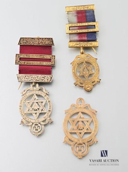 null Ensemble de trois médailles ou bijoux de poitrine du rite Arche d'Alliance comprenant...