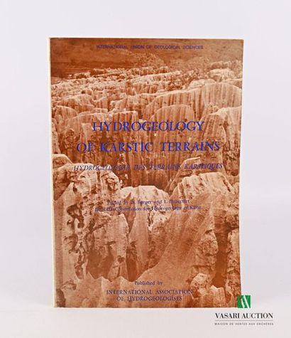 null BURGER A. & DUBERTRET L. - Hydrogéologie des terrains karstiques (with a multilingual...