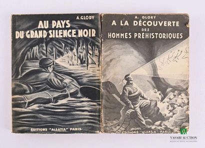 null Lot comprenant deux ouvrages : 
- GLORY André - Au pays du grand silence noir....