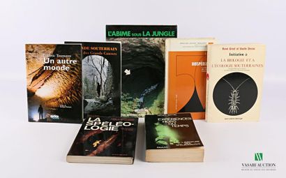 null Batch comprising seven books:
- GINET René & DECOU Vasile - Initiation à la...