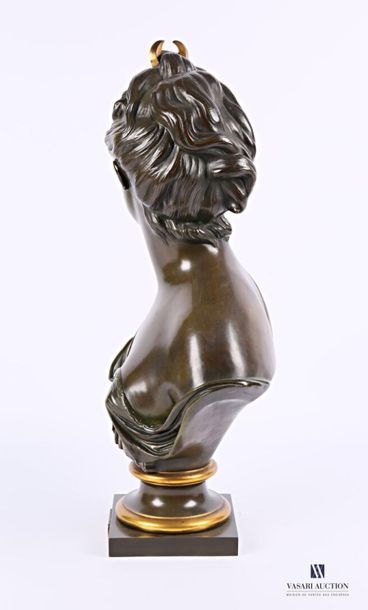 null HOUDON From
Bust of Diane Chasseresse
Bronze with double brown and gold patina
Top....