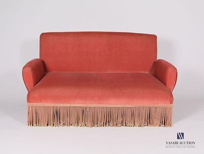 null Living room furniture the upholstery in burgundy velvet with fringes, the turned...
