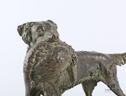 null MOIGNIEZ Jules (1835-1894), after
Spaniel holding a pheasant in its mouth
Regulator
Marble...