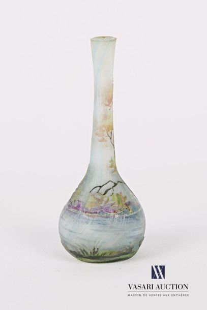 null DAUM - Nancy
Soliflore vase in multilayer glass with painted decoration of a...