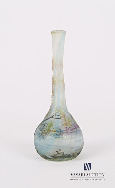 null DAUM - Nancy
Soliflore vase in multilayer glass with painted decoration of a...