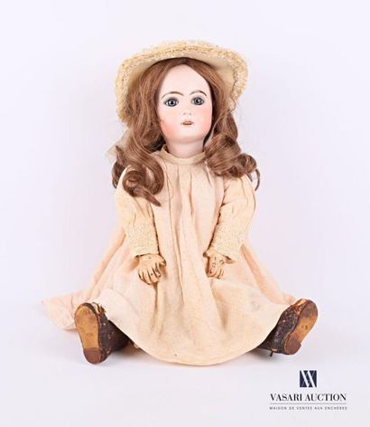 null French doll, with bisque head, open mouth, unmarked, JUMEAU type, marked "9"...