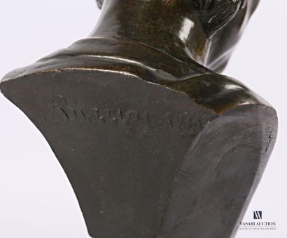 null École française du XIXème siècle
Buste de Voltaire
Bronze à patine brune
Trace...