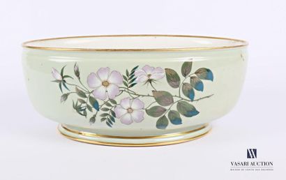 null LIMOGES
Oblong shaped planter in porcelain with a celadon background decorated...