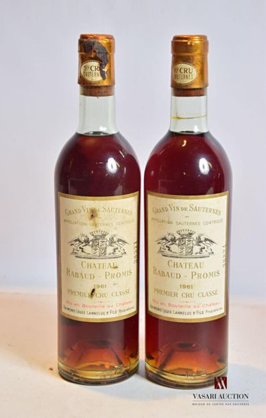 null 2 bottlesChâteau RABAUD PROMISSauternes 1er CC1961
And: 1 barely stained, 1...
