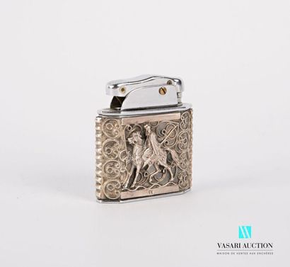 null Table lighter, the silver mount featuring a rider inscribed in a watermarked...