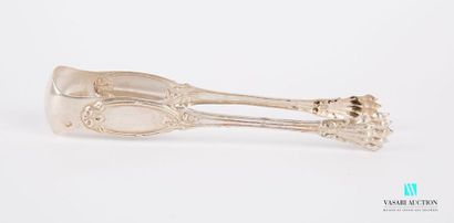 null Silver sugar tongs 800 thousandths, arms decorated with a blind medallion, wrapped...