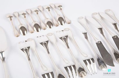 null Suite of six fish cutlery and nine teaspoons in silver plated metal, the handle...