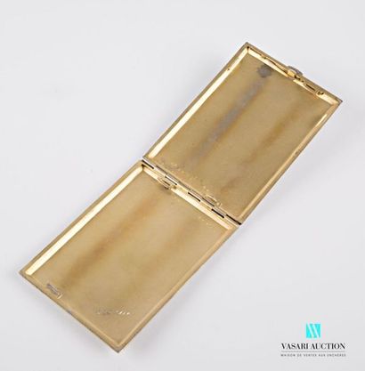 null Silver cigarette case in rectangular shape, the dishes decorated with thin bands,...