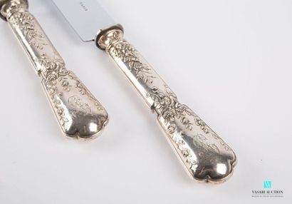 null Cutlery service cutlery, the silver handles are in a violin shape decorated...