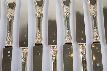 null Set of eighteen fruit knives in gilt silver, the violin handle decorated with...