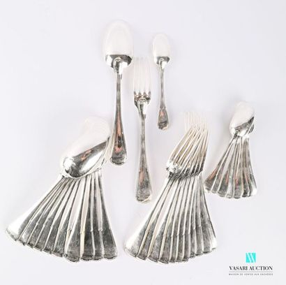 null A silver dinner service with a lightly violin-embellished netted handle comprising...