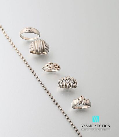 null Five rings with gadrooned or geometric decoration and a supple bracelet of 925...