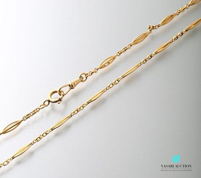 null Vest chain XIXth century in yellow gold 750 thousandths, alternate jaseron and...
