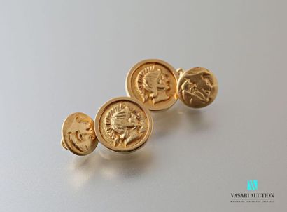 null Pair of cufflinks yellow gold 750 thousandths round cufflinks decorated with...