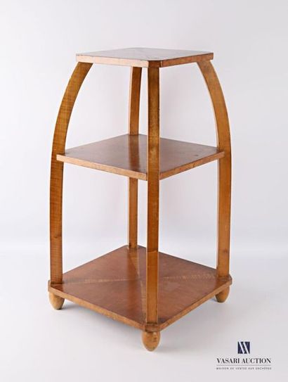 null Made of natural wood and veneer, the octagonal top has a radiating pattern,...