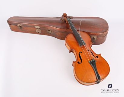 null Study violin and its bow
Inner label holder Copy of Antonius Stradiuarius Cremonenfis...