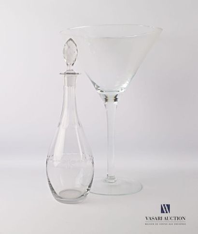 Glass set consisting of a baluster-shaped...
