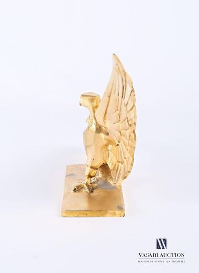 null HATOT Léon (1883- 1953)
Sculpture en bronze doré figurant un aigle aux ailes...