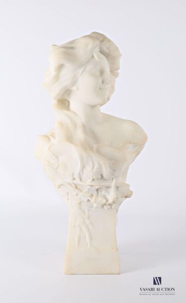 null LAZZERINI Alessandro (1860-1937)
Sculpture en marbre de carrare représentant...