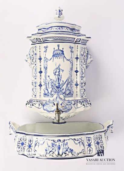null BORDEAUX - Jules Vieillard Manufacture de
Importante fontaine en faïence fine...