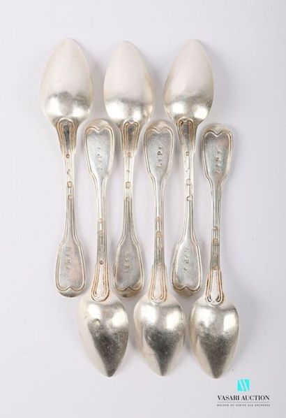 null Set of six silver teaspoons (1819-1838), the handle decorated with fillets,...