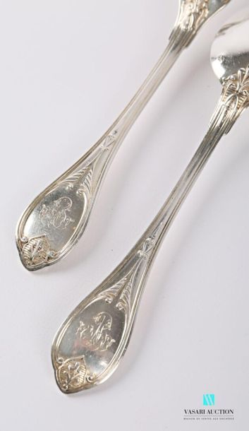 null Silver caddy cover, the handle decorated with fillets ending with a ciphered...