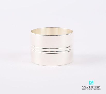 null Napkin ring in silver centered of a double net.
Diameter: 4 cm - Weight: 37.95...