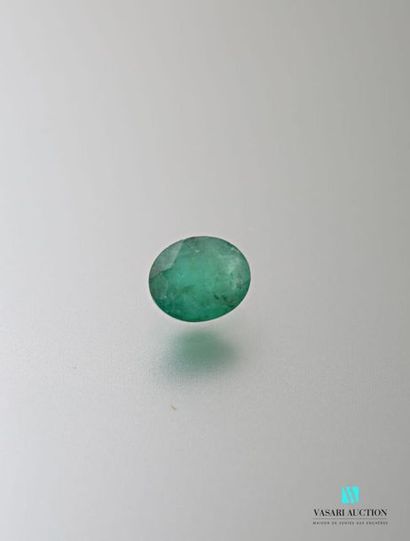 null Oval Emerald on 3.25 carat paper with AIG certificate of October 28, 2020.