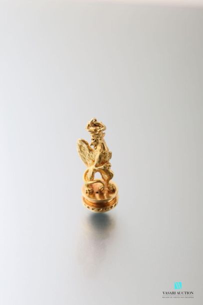 null Stamp in yellow gold 750 thousandths in the shape of a crowned dragon, the stamp...