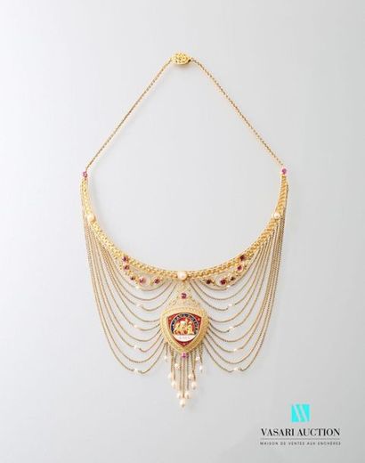 null Luigi Palloti, drapery necklace in yellow gold 750 thousandths. It is composed...
