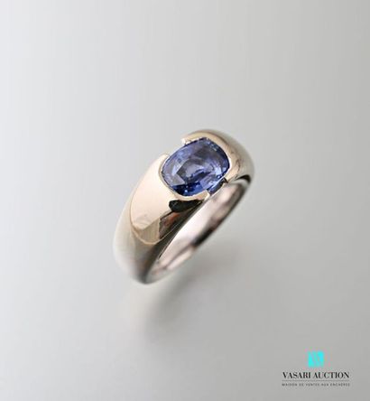 null 750 thousandths white gold ring set with an oval sapphire.
The sapphire is sold...