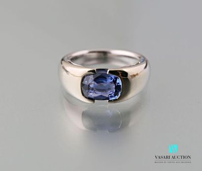 null 750 thousandths white gold ring set with an oval sapphire.
The sapphire is sold...